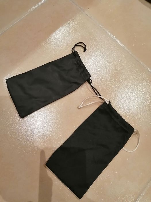 Estojos e bolsas de óculos
