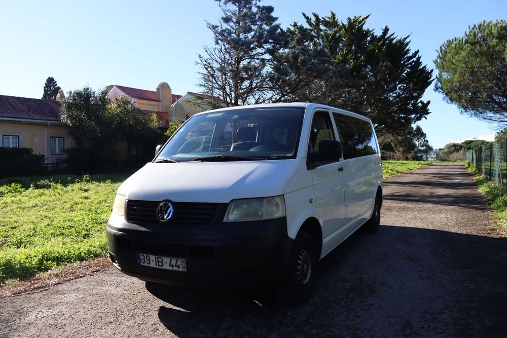 Vendo VW Tranaporter 9 lugares