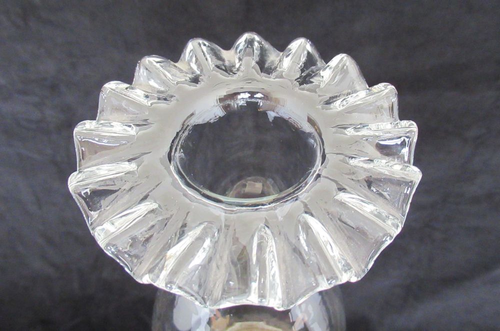 Candeeiro a Petróleo Antigo (Ref. 11)