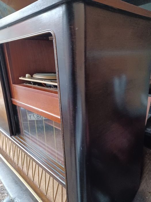 Radiola szafa grająca Imperial