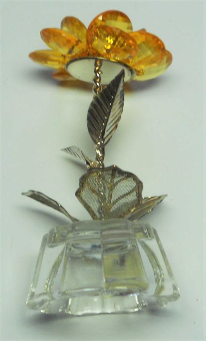 Квітки на підставці