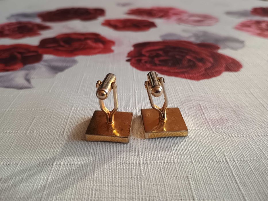 Spinki do mankietów