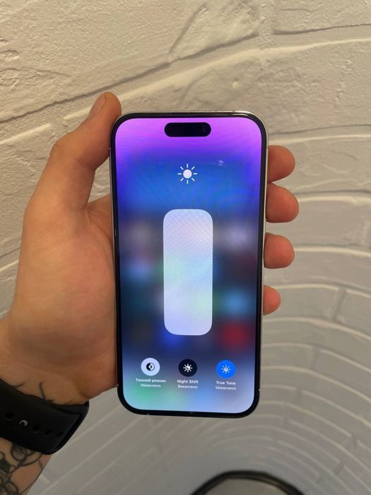 Продам Iphone 14 Pro 256ГБ