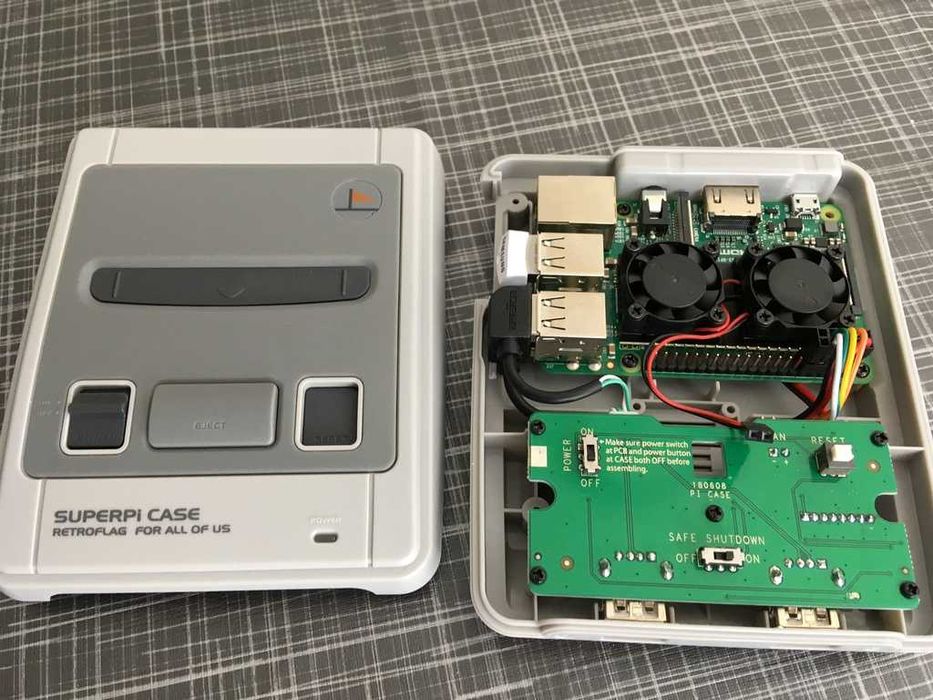 Consola jogos retro - Caixa superPi3