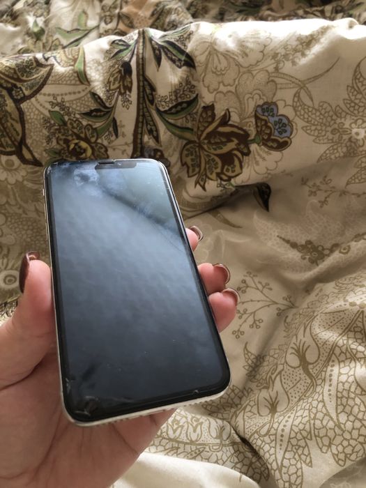 Apple iPhone XS б/у