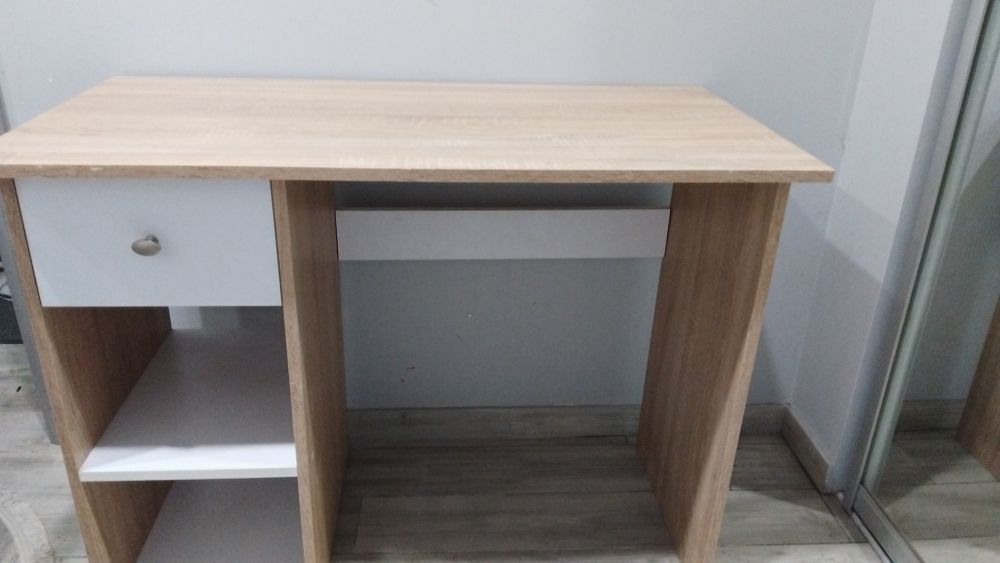 Продам письмовий стіл