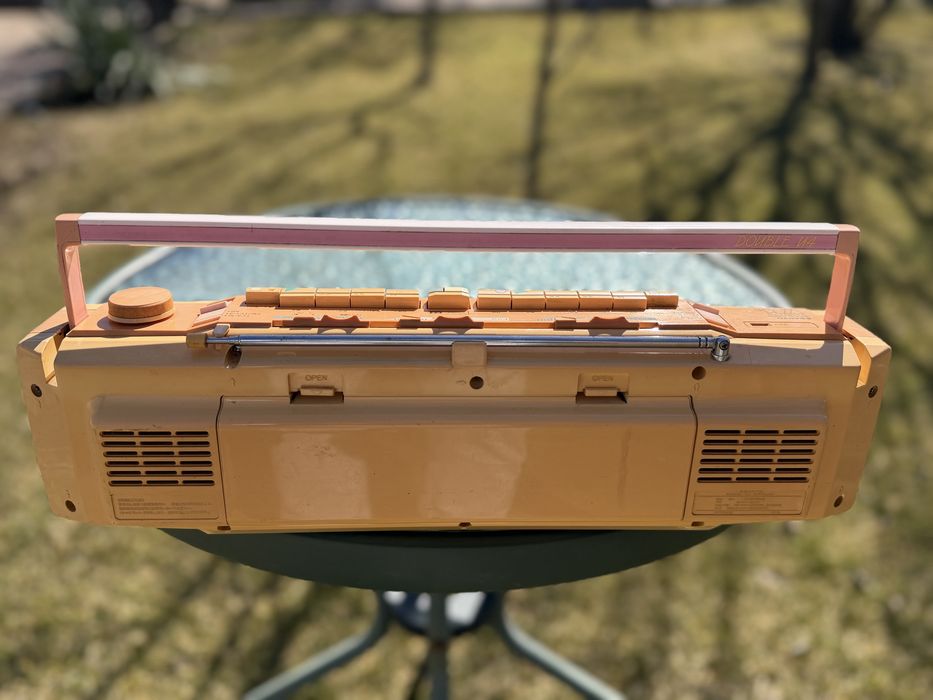 Продам магнитолу Sanyo MR-WU4P