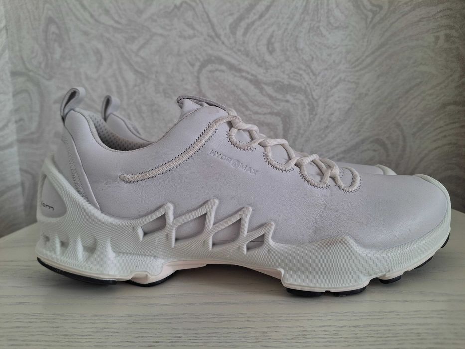 Кросівки ECCO Biom Aex Нові 41р.
