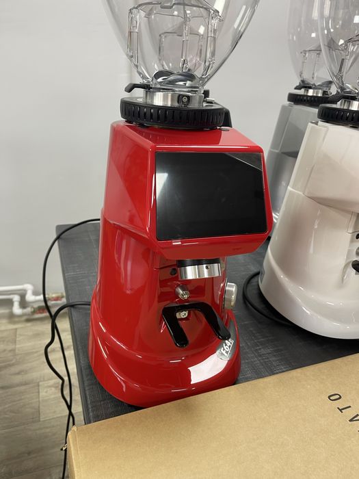 Кофемолка кавомолка FIORENZATO F 64E NEW  Rosso гарантія 1 рік