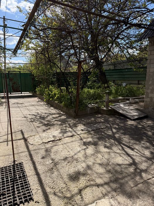 Ділянка із будиночком у Шевченківському мкрн.