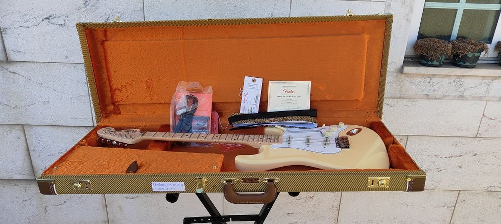 Fender stratocaster YJM US2023