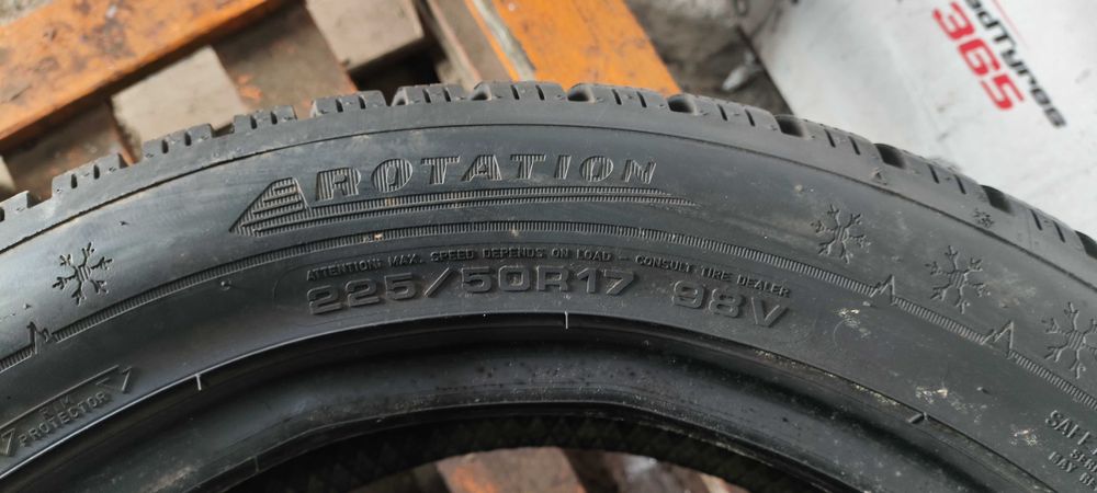 БЕЗ ПРЕДОПЛАТ Шини/Резина/Колеса Dunlop 225 50 R17 98V Зима