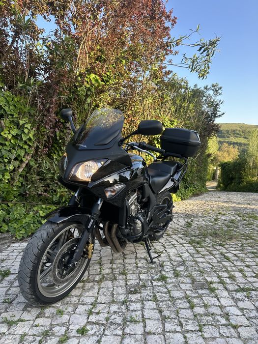 Honda CBF 600 impecavel