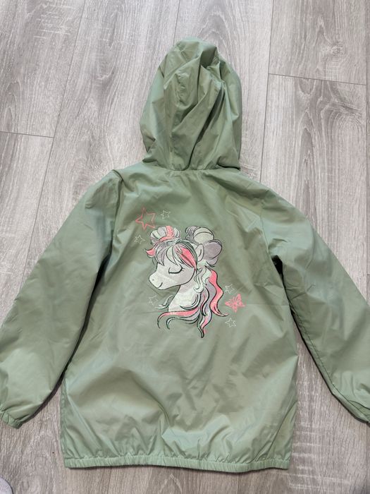 Куртка вітровка на дівчинку