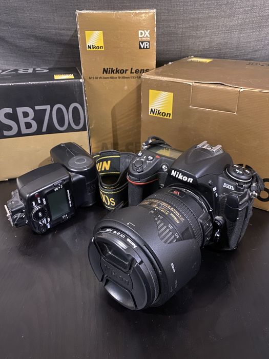 Vendo camera Nikon d300s com objectiva 18-200.flah Nikon sb700