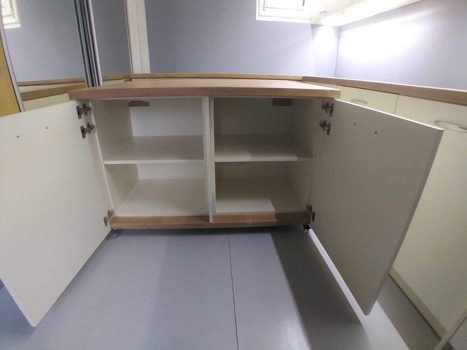 Wyspa kuchenna na kółkach