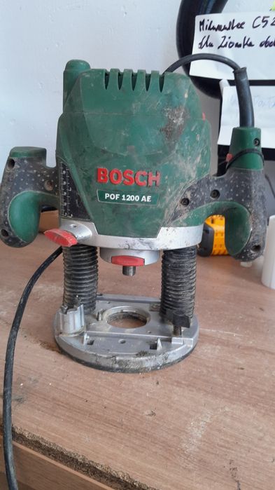 Frezarka Górnowrzecionowa Bosch POF 1200 AE