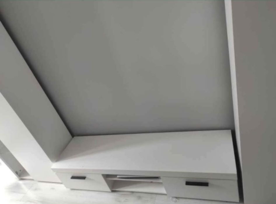 Meblościanka biała