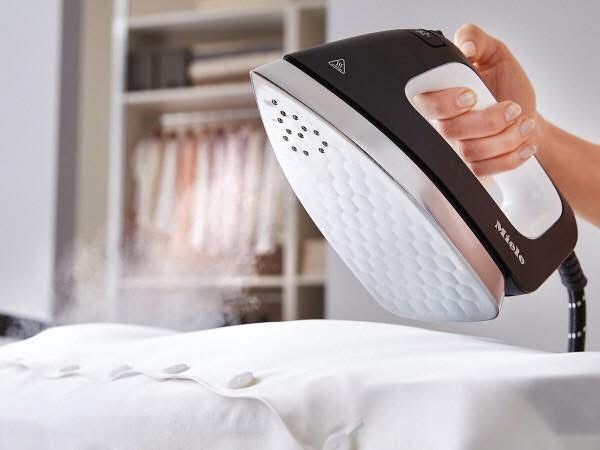 Гладильна система Miele