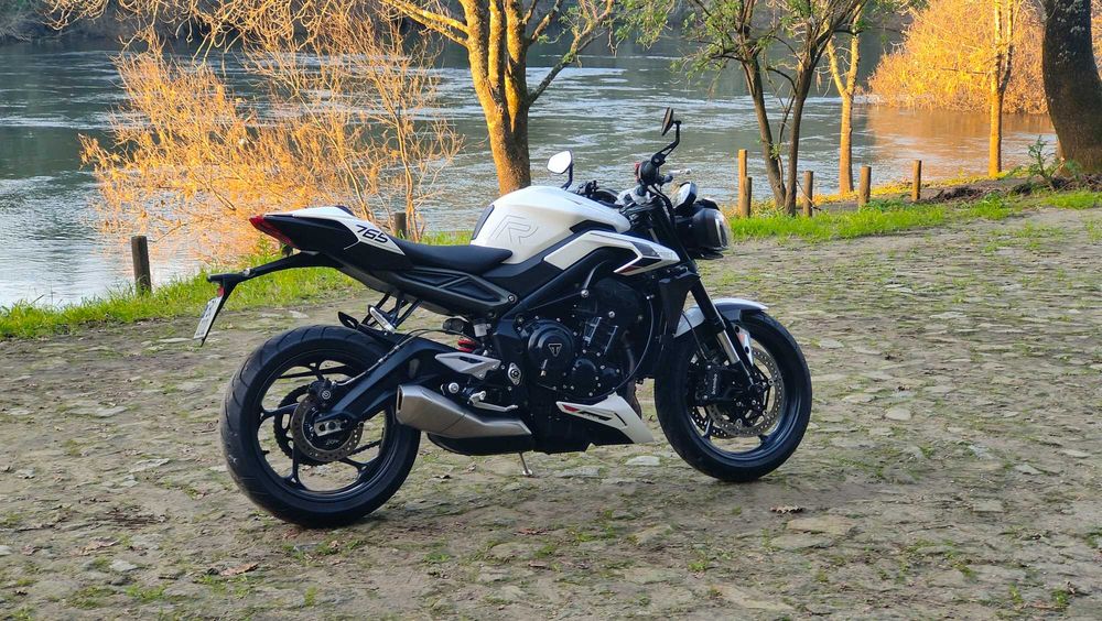 Triumph Street Triple R