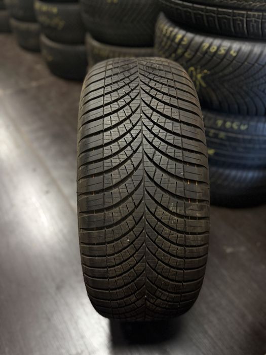 : Opona 235/50/19 goodyear Vector 4season pojedynka