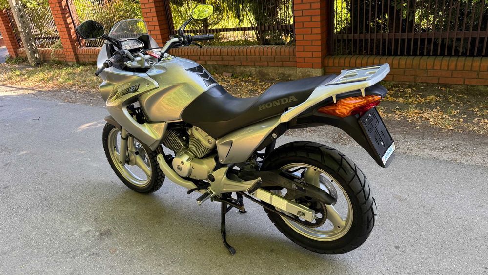 Honda XL125 Varadero BEZ RDZY bdb stan POLECAM 1rej-2007r transport