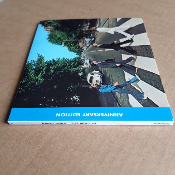 CD The Beatles - Abbey Road: 1 060 грн. - Книги / журналы Киев на Olx