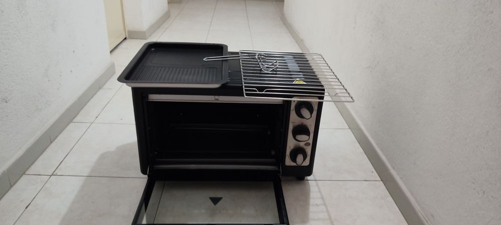 Mini forno elétrico