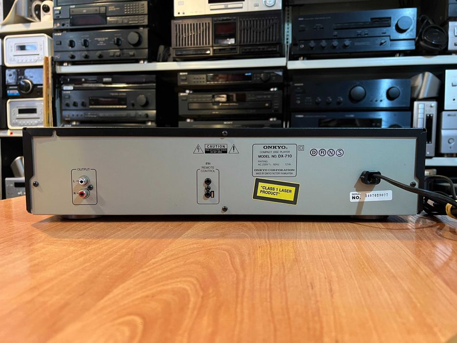 Odtwarzacz płyt CD Onkyo DX-710 Audio Room