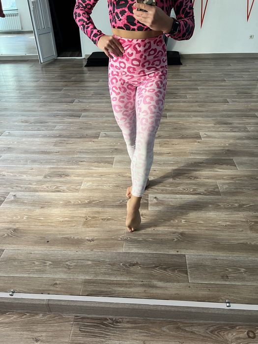 Леопардові лосини для спорту