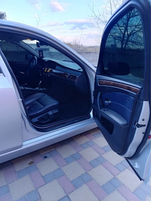 Продам BMW Е60 у відмінному стані.