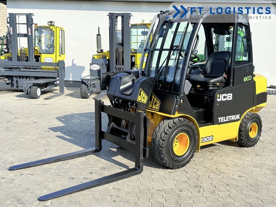 JCB WÓZEK TELESKOPOWY JCB TLT30D / KABINA / 2018 ROK / PRZESUW BOCZNY / NOWE OPONY  JCB TLT30D / Diesel / Kabina / Nowe opony  / STAN IDEALNY