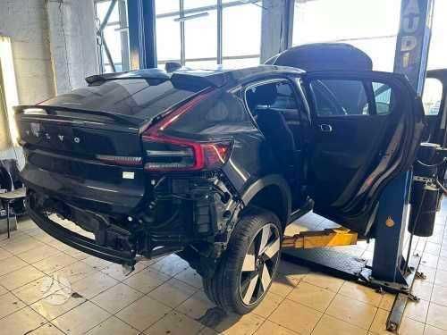 Капот та інше Volvo C40 розборка