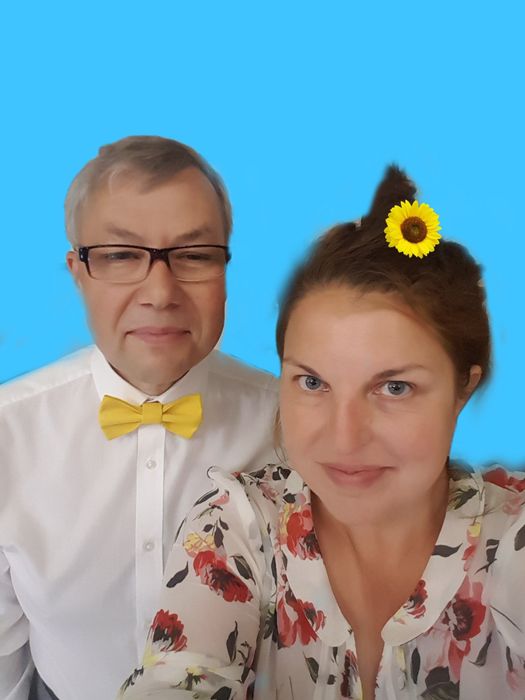 Професійний досвідчений ведучий і виконавець на Ваше свято!