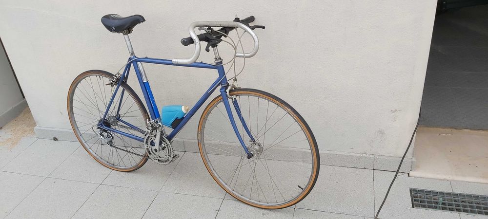 Bicicleta estrada antiga