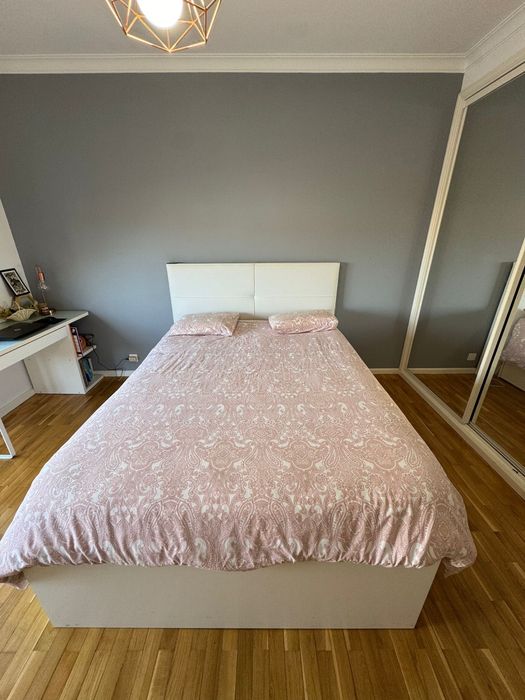 Cama Ikea e colchao como novos