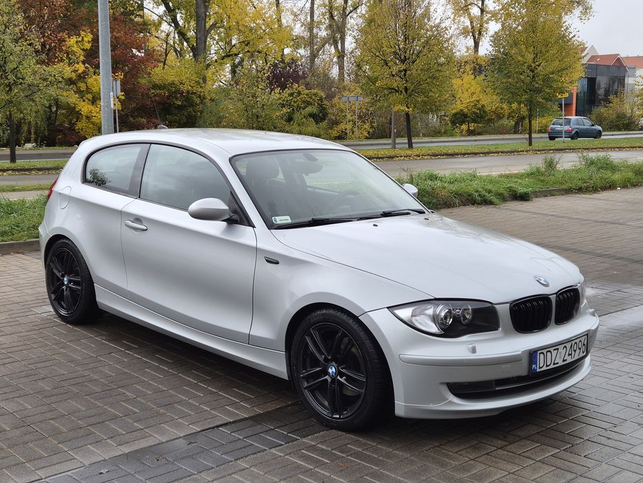 BMW e87 120d 220KM 2010r