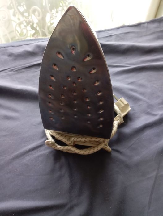 Продам праску Moulinex