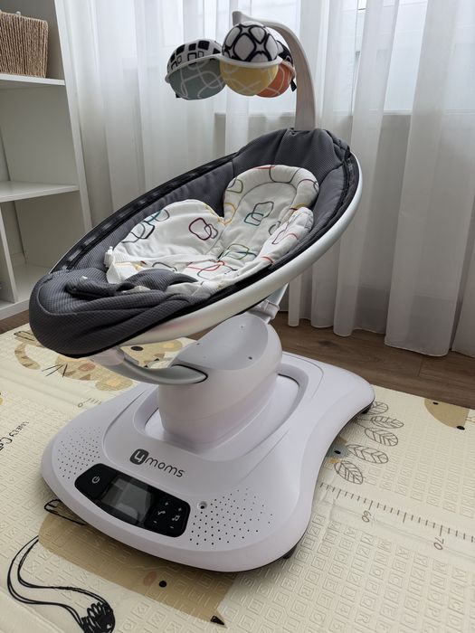 Крісло-гойдалка 4moms