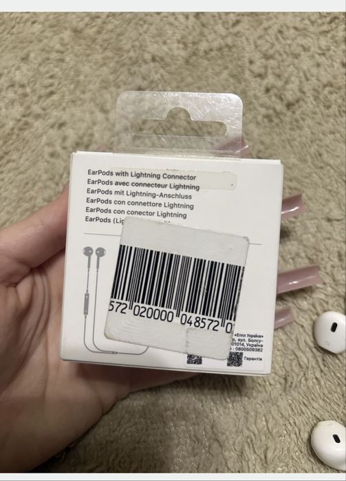 навушники Apple Earpods lightning в новому стані з коробкою
