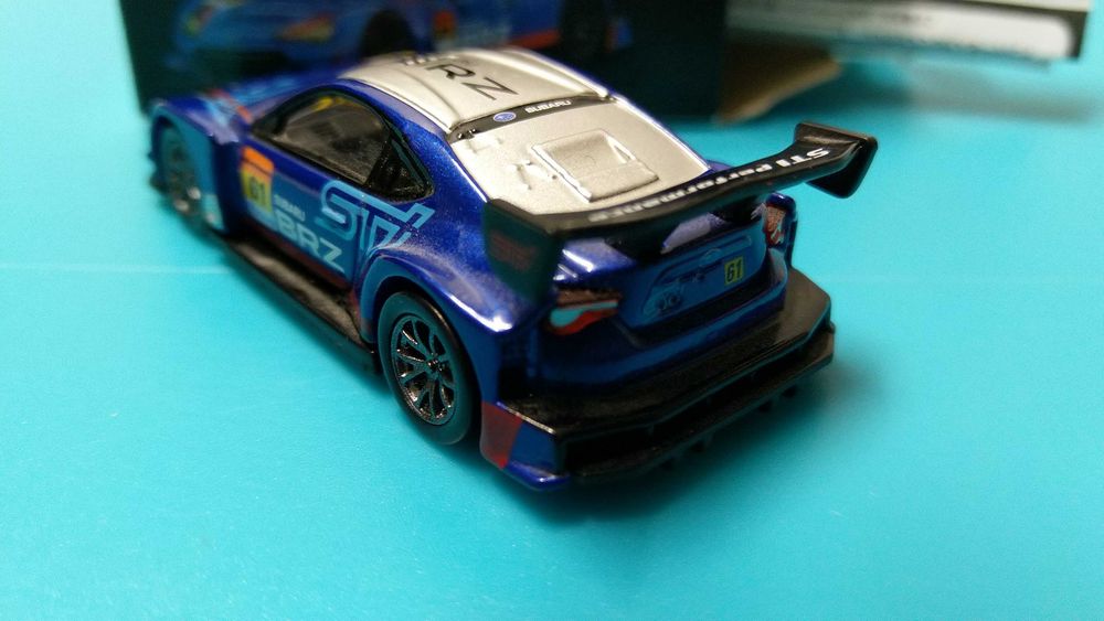 Subaru BRZ R&D sport #61 - Miniatura escala 1/60 Tomica Premium ref18