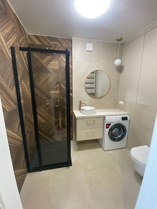 Nowy blok, świeżo po wykończeniu, balkon - Więcej