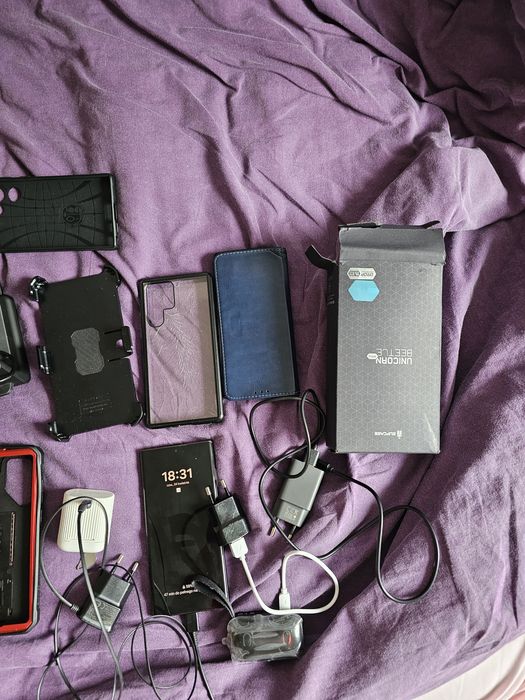 Samsung Galaxy S22 Ultra, 128gb 8gb ram orginał plus dodatki akcesoria