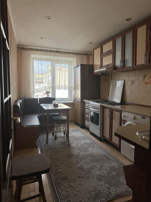 Оренда трикімнатної квартири подобово