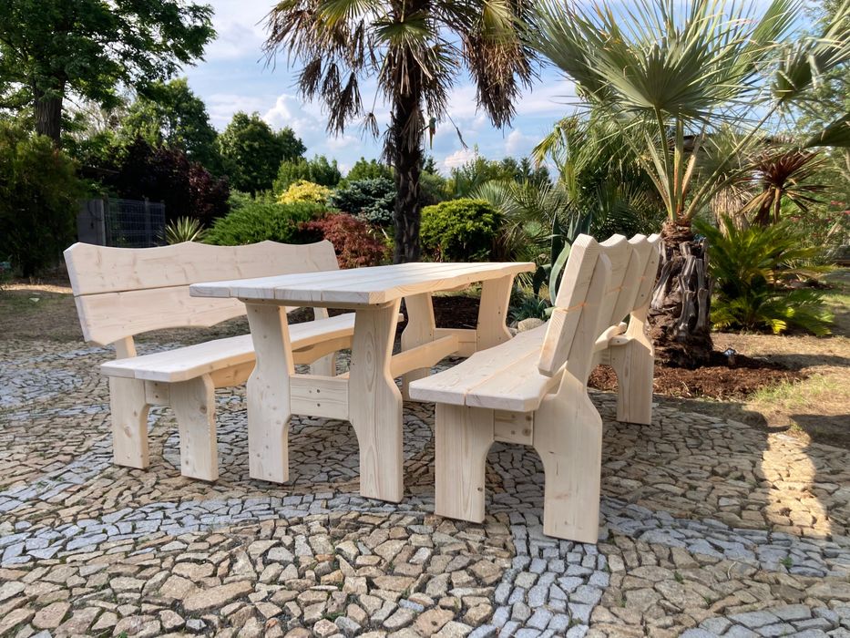 Meble ogrodowe z drewna