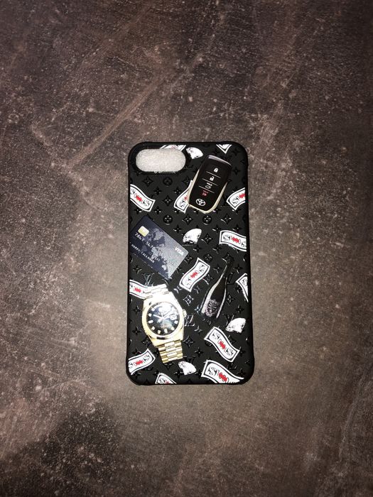 Продам чехол на IPhone 7+/8+