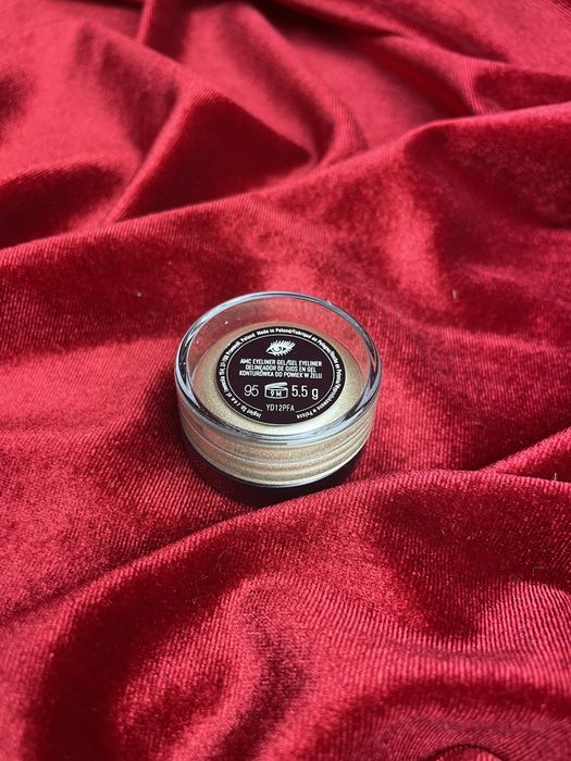 Eyeliner w żelu Inglot