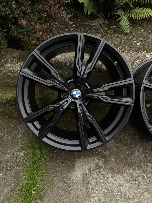 Felgi BMW 22 X5 G05 X6 G06 X7 G07 Mpakiet Styling 747M