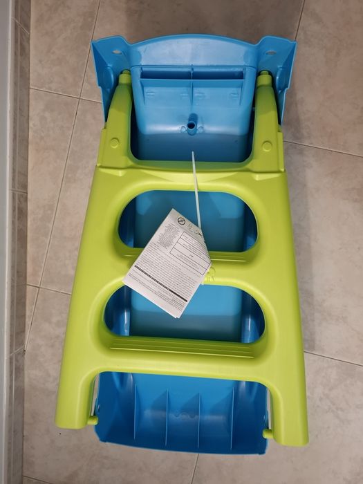 Escorrega infantil idade 1 a 5 anos - com opção de água NOVO