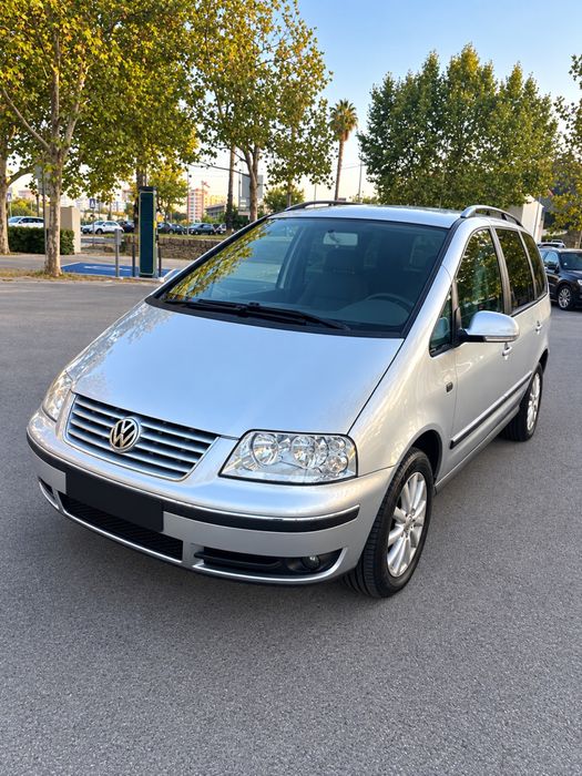 Volkswagen Sharan 2.0 TDI 140 CV - 2008/ Nacional